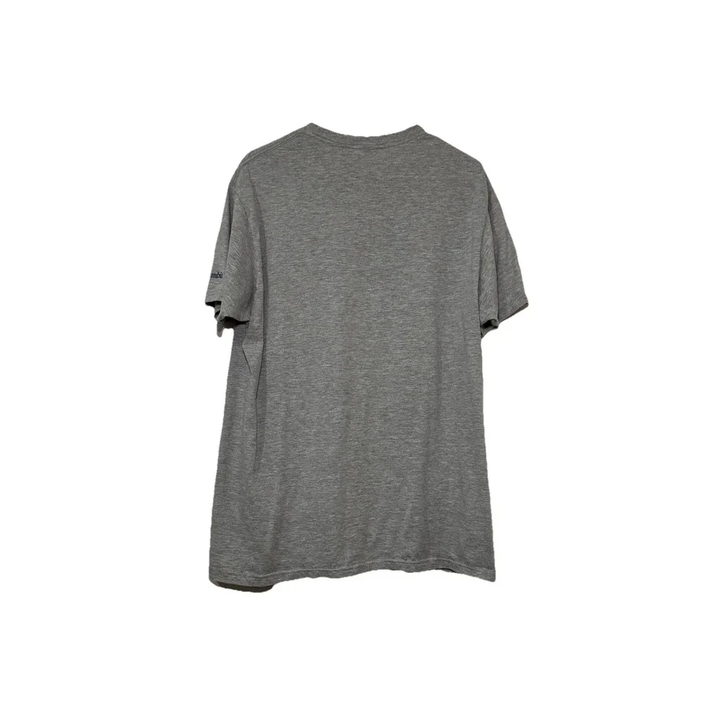 Columbia Men's Large T-Shirt Gray American Flag Mountain Graphic Outdoor Hiking
